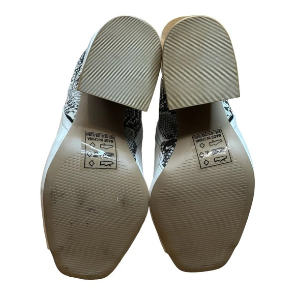 Qupid White and Snake Print Ankle Bootie - Picture 8 of 16